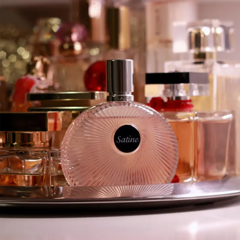 عطر لالیک ساتین 1 عطر لالیک ساتین