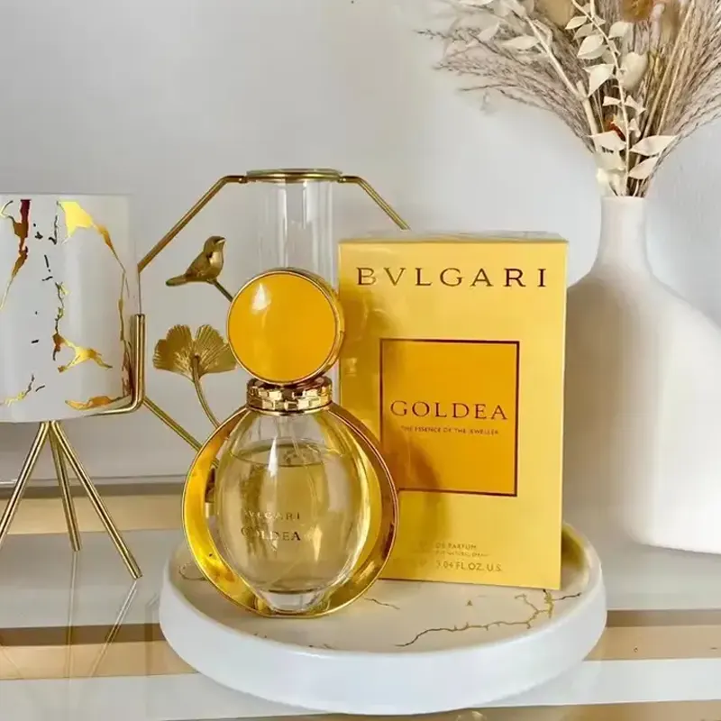 عطر بولگاری گلدیا